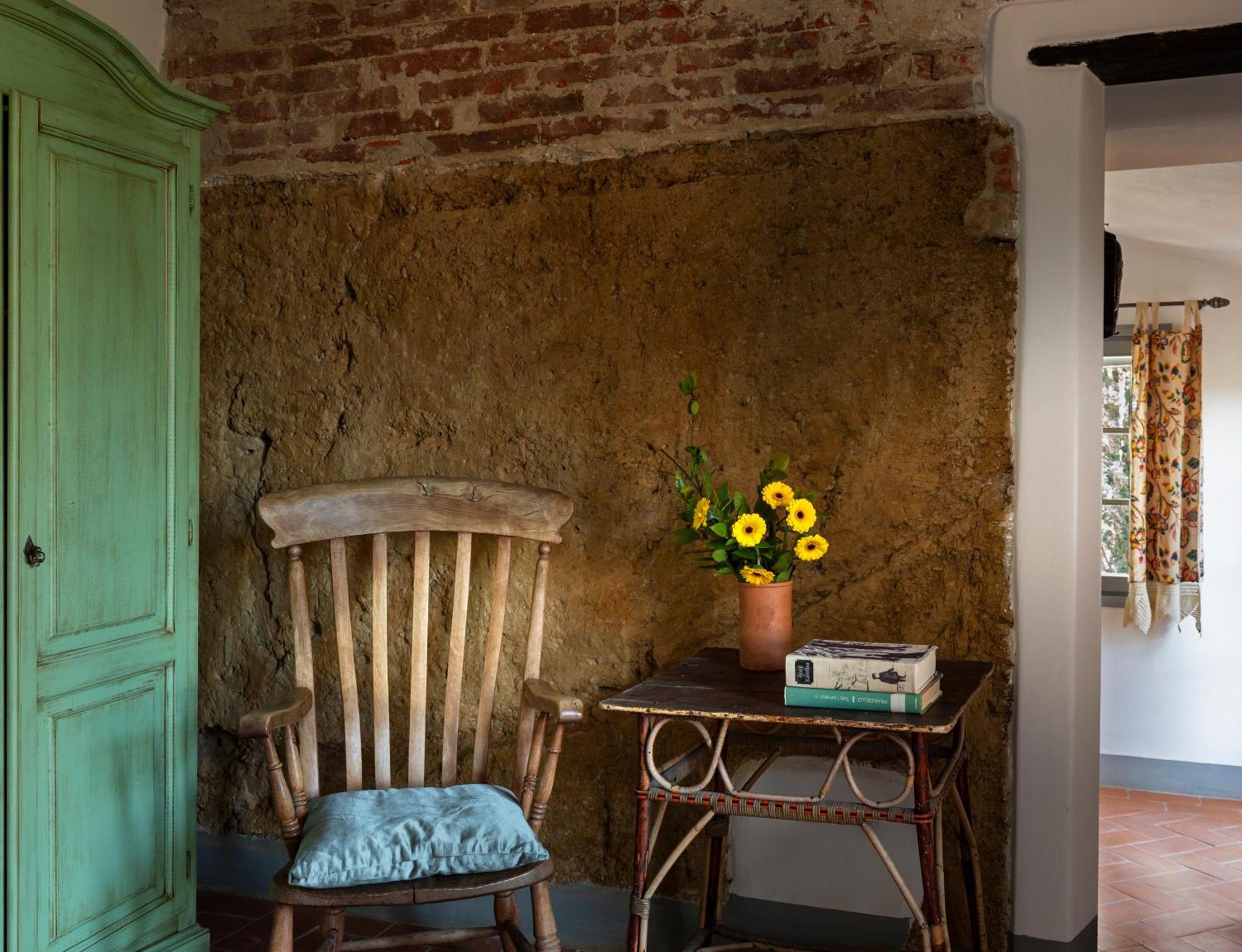 Casa Ezio Marchi - Due Appartamenti E Una Family Suite Bettolle Exterior foto